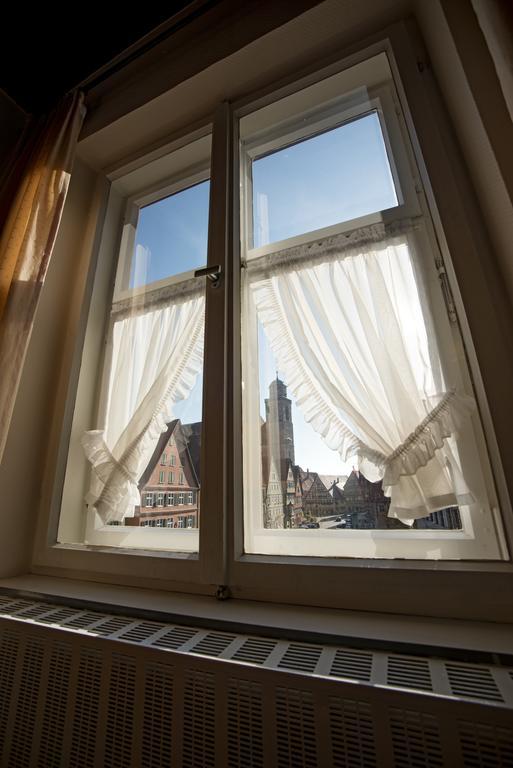Hotel Eisenkrug Динкельсбюль Экстерьер фото
